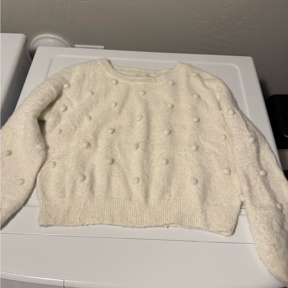 White crop sweater